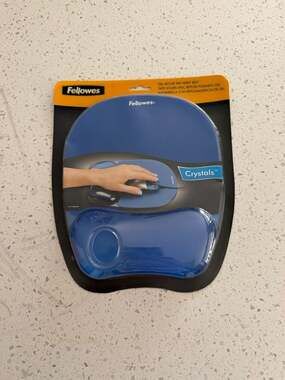 Fellowes Crystals Gel Mouse Pad with Wrist Rest, Blue (91141)